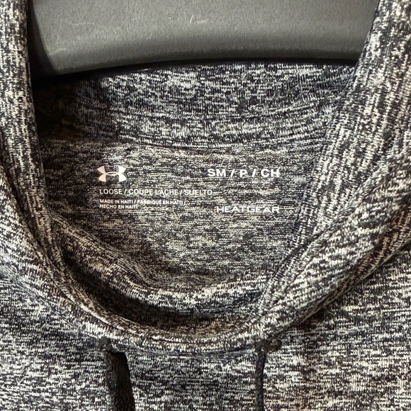 Under Armour Heat Gear Hoodie - Picture 5 of 9